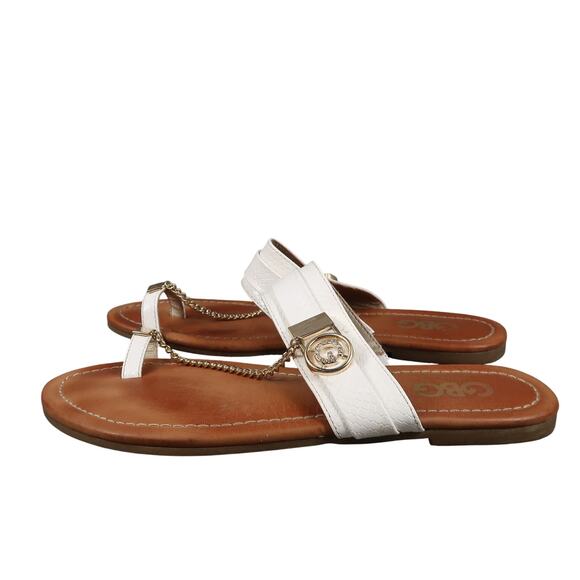 Guess Shoes Womens 7.5 Sandals Toe Ring Slides Logo Chain White Slip On Flats - Picture 3 of 10